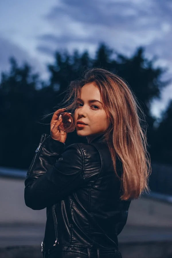 Are-Leather-Jackets-Still-in-Style-100-Here-s-How-to-Rock-Yours-in-2025 FEASSA